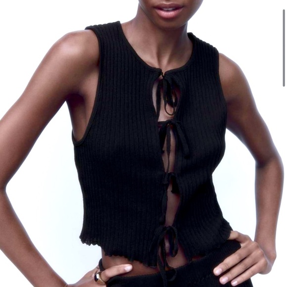 Zara Tops - Zara tie front ribbed tank top